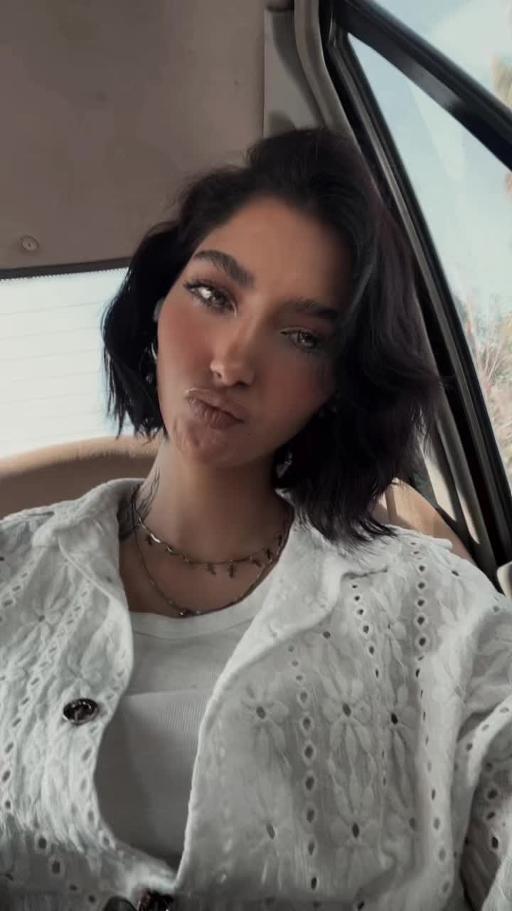 @Melina