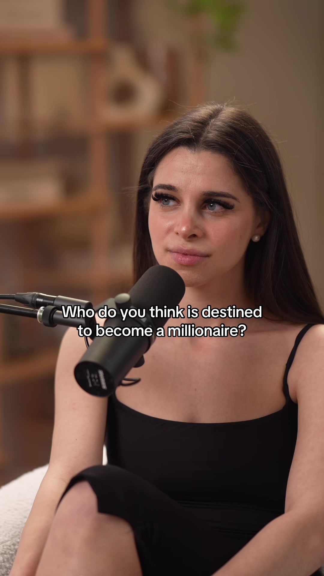 @hothighpriestess 🧿🤍