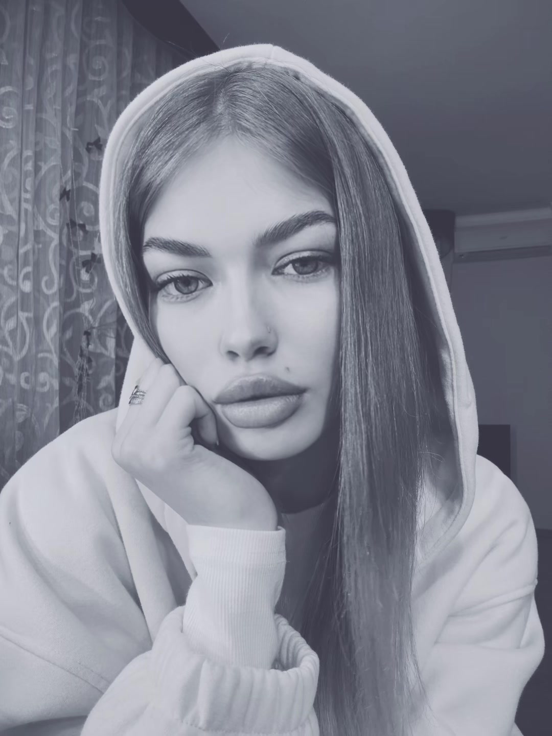 @arinafilatova286