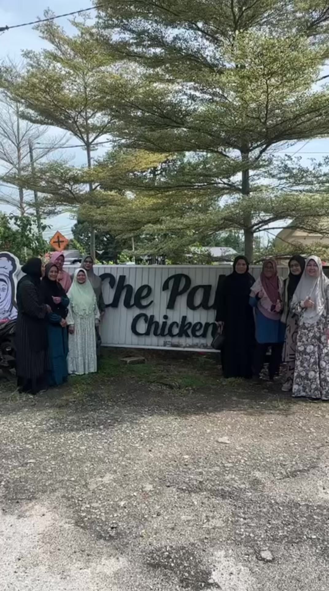 @Chepah chiken rice