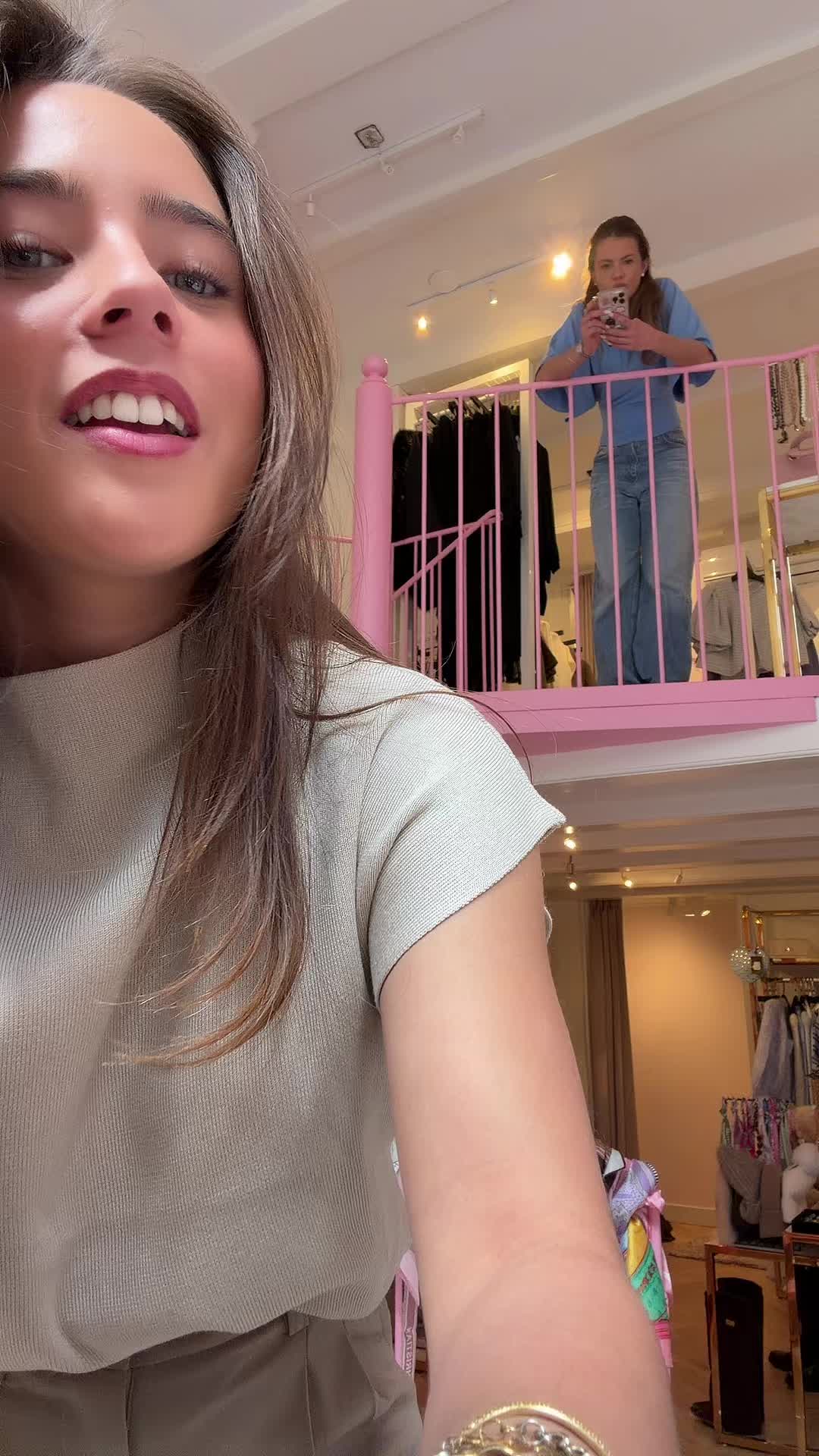 @𝐋𝐨𝐮 𝐇𝐚𝐠𝐞𝐧