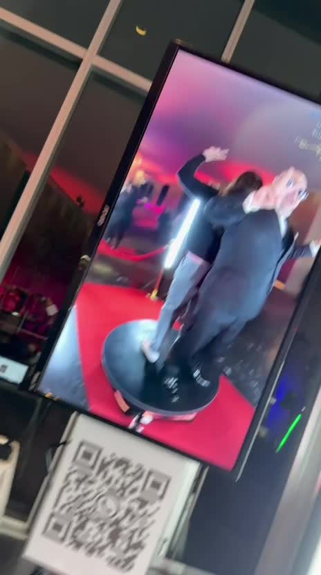 @TeamDeluxe360🙋💃🕺📸🤳‼️