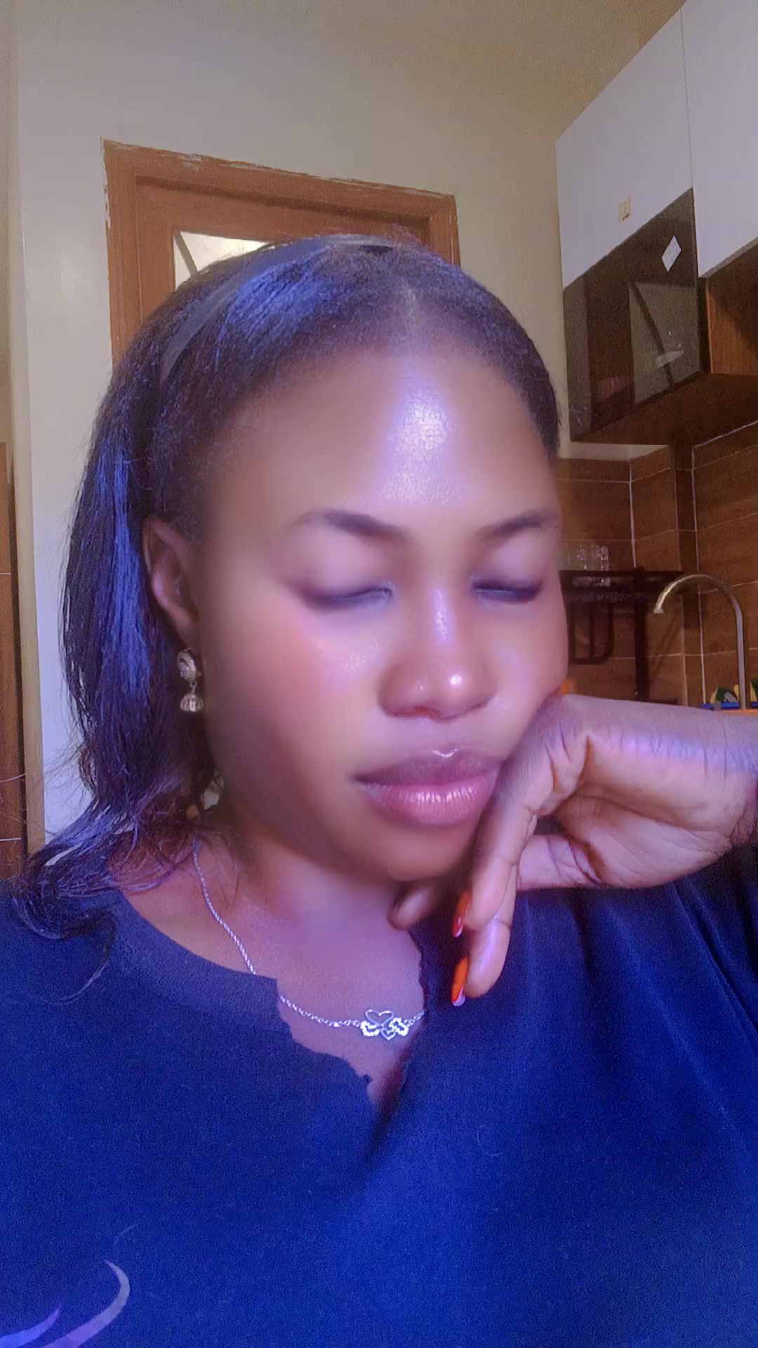 @Hellen Anjuwa