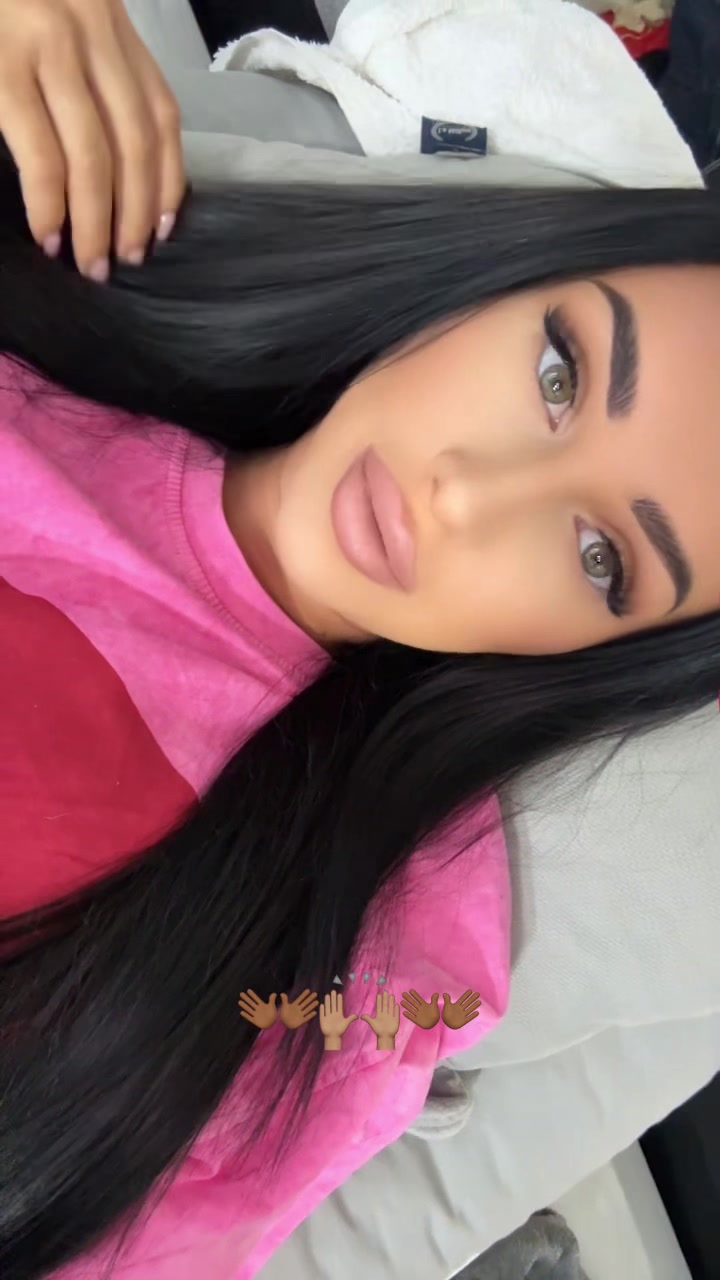 @GlamWiola
