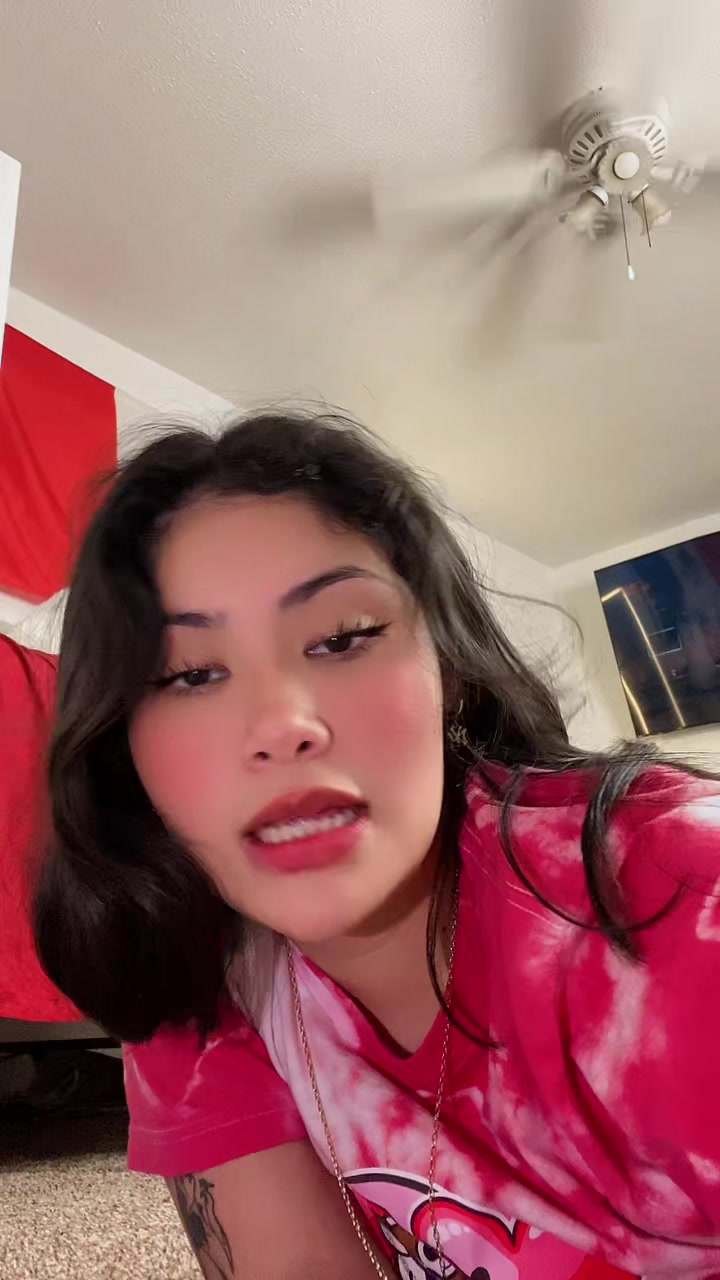 @Linda🦋