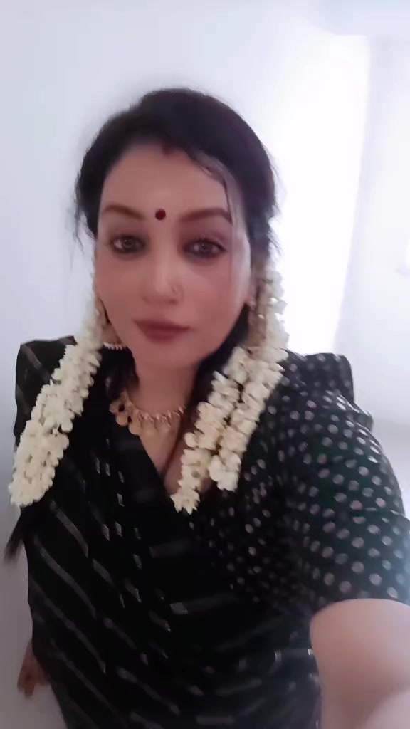 @❤️paru🖤achu❤️