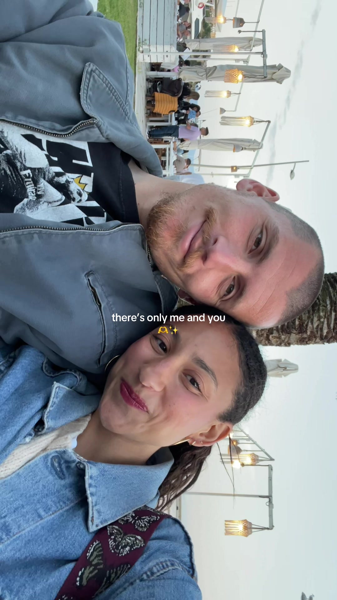 @nia