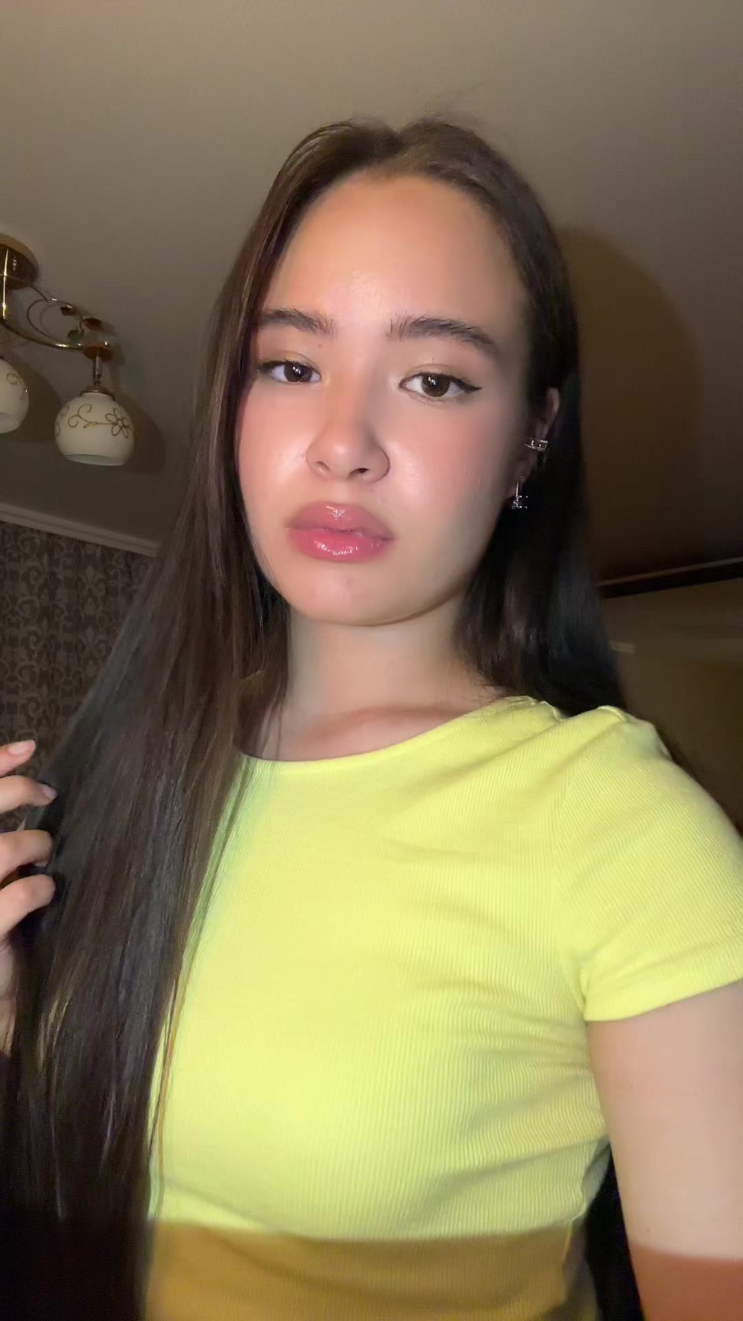 @AM