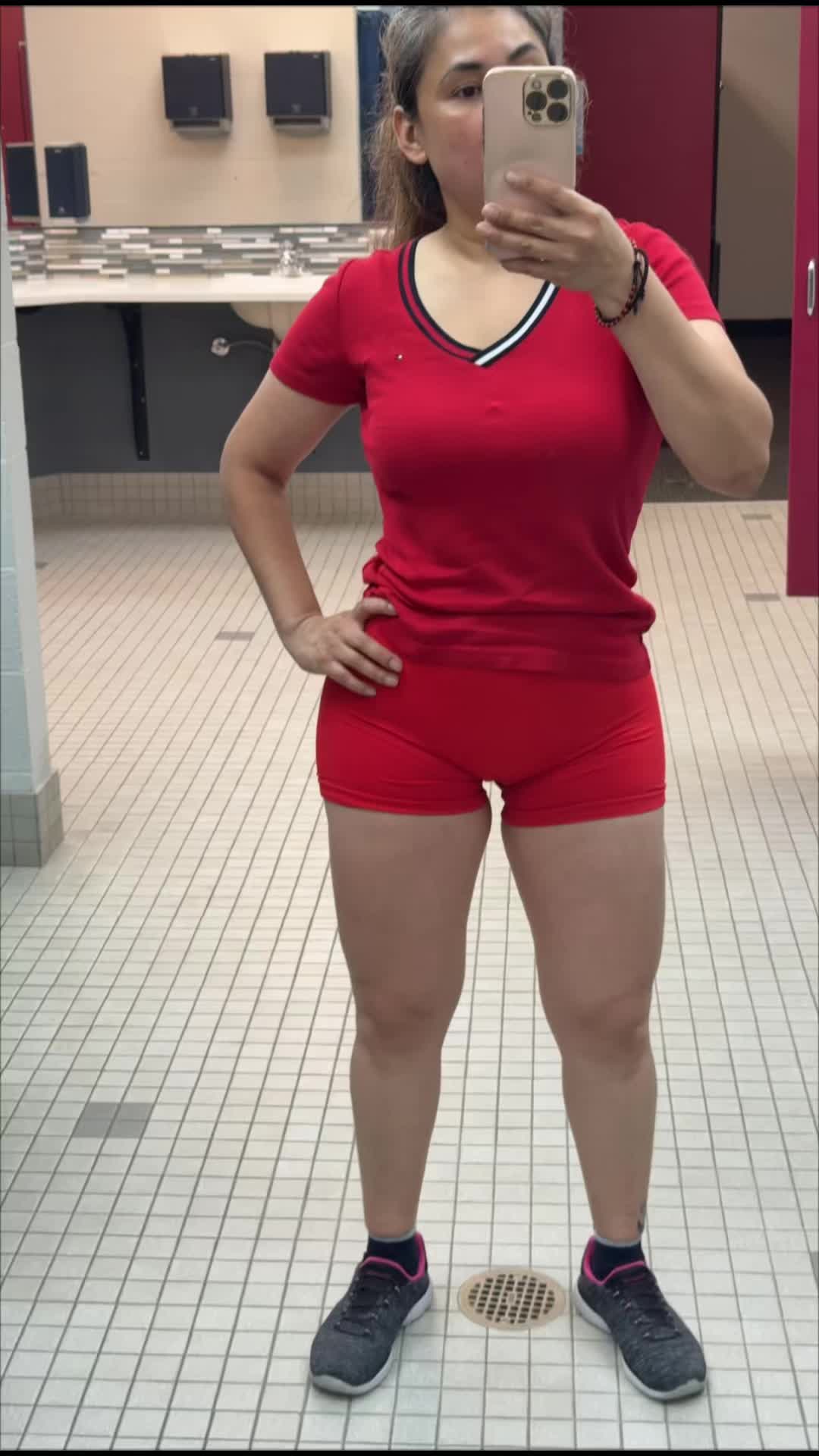 @Blingedbysonia