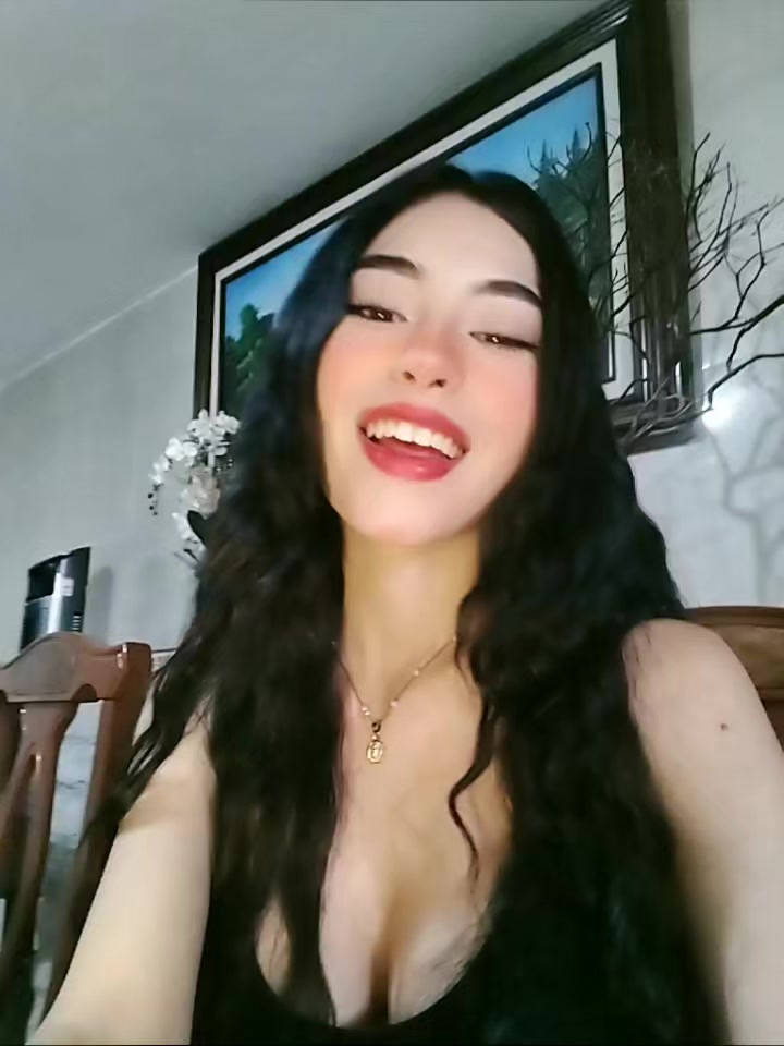 @Nicol Chávez ✨🐽