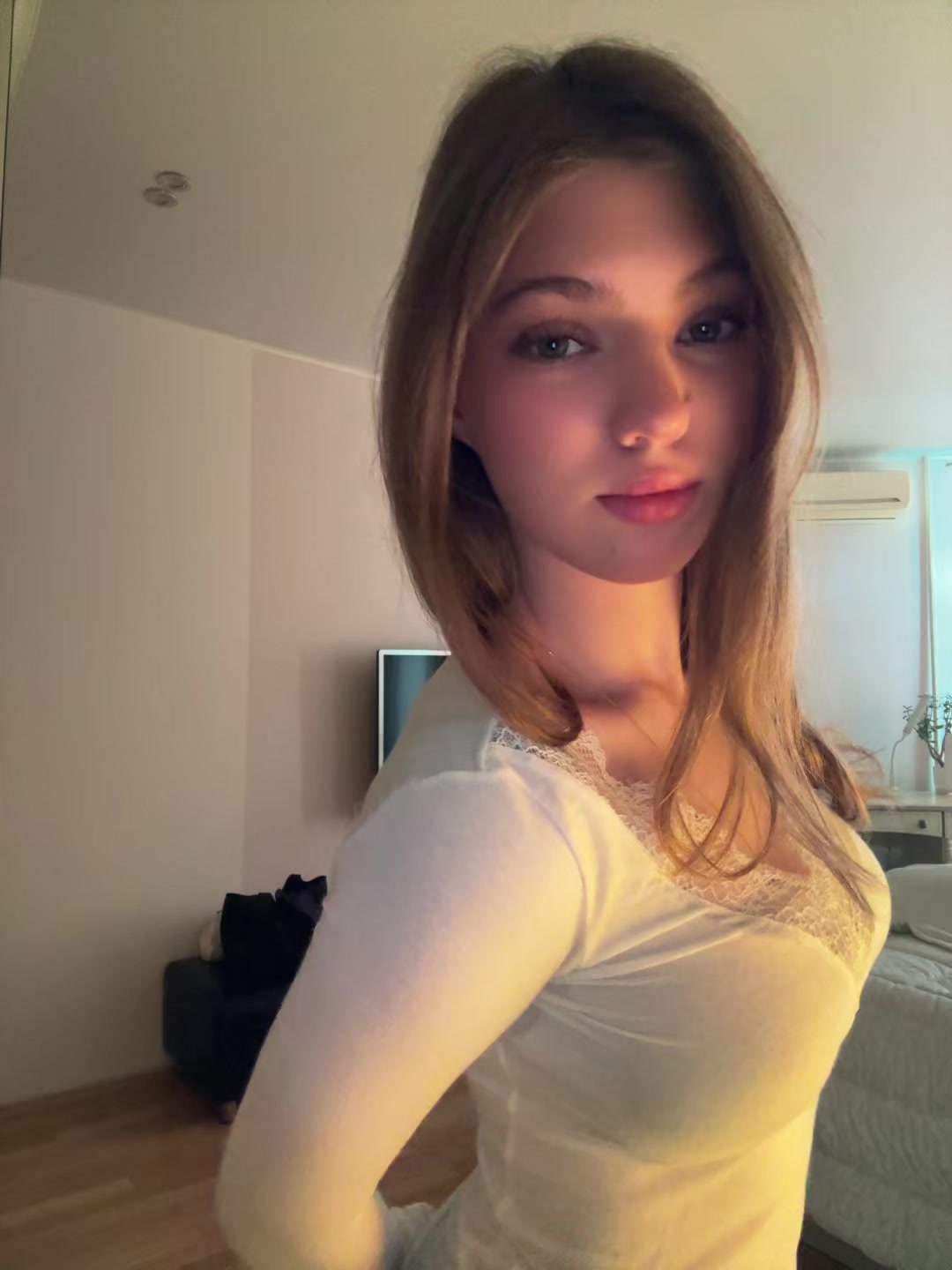 @Gg