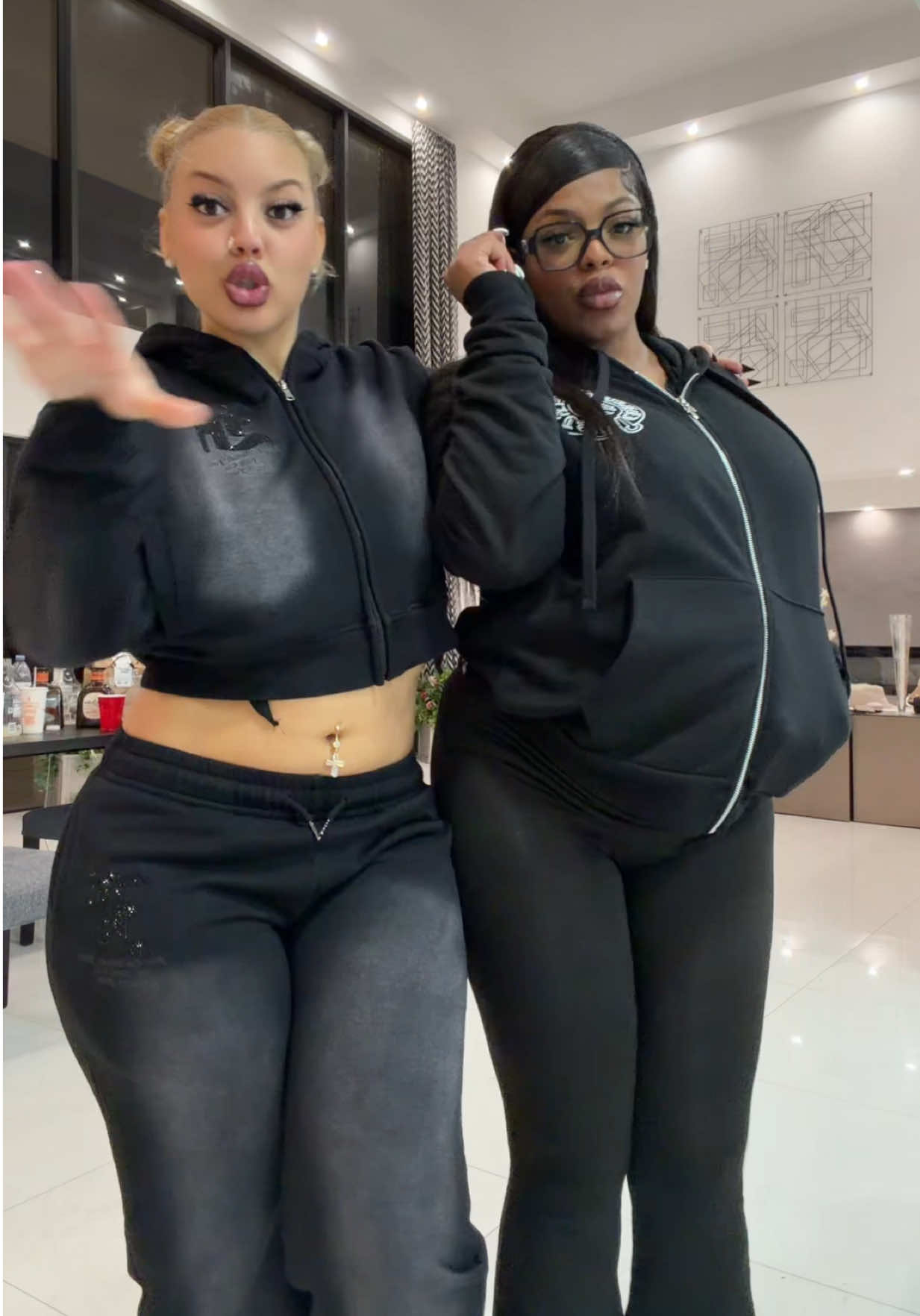 @moniigotbricks