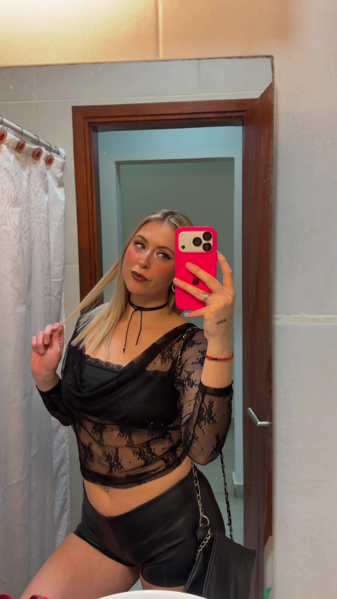 @V A L E N 💋