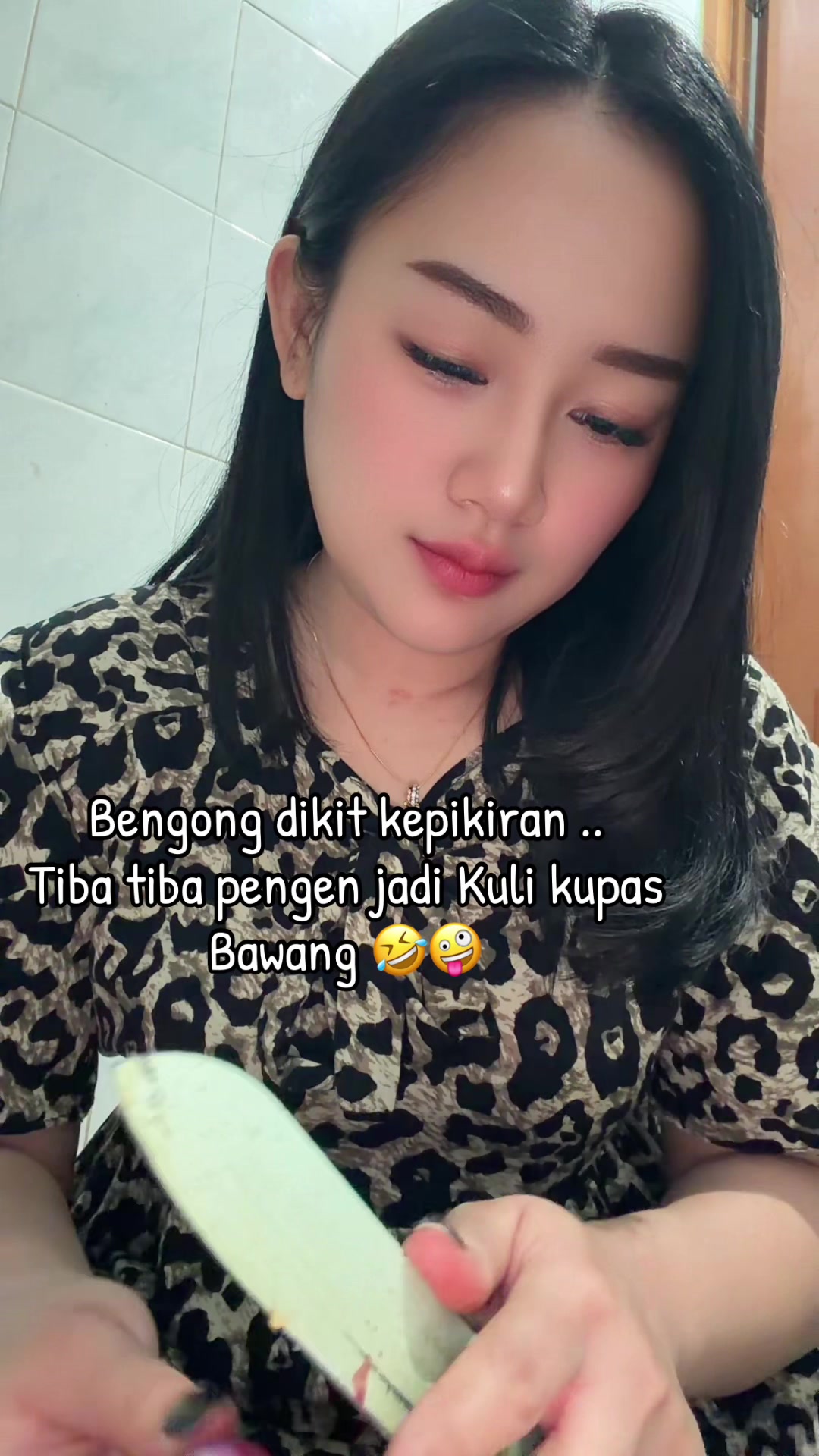 @Momy Via 🦂