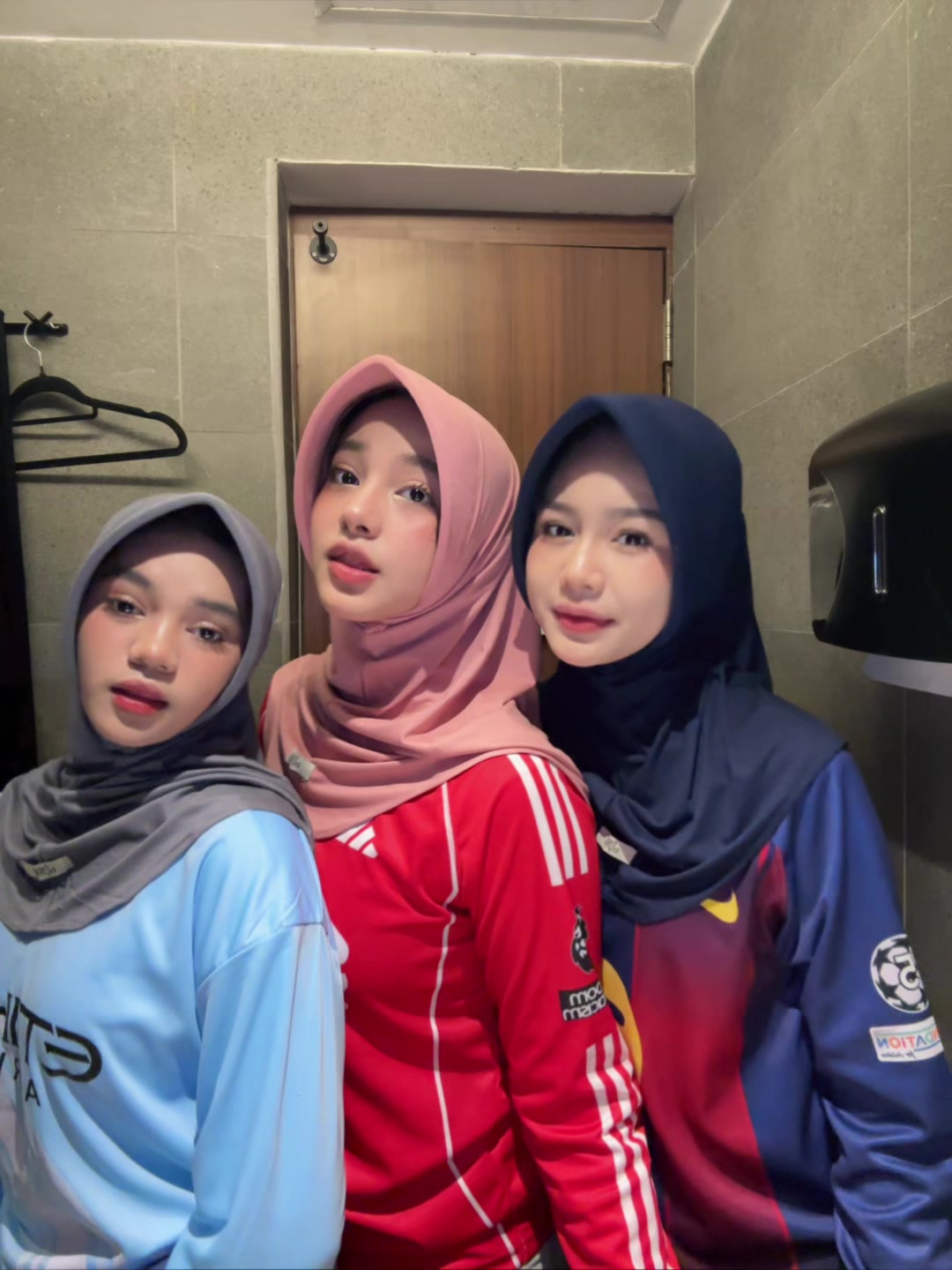 @aqila yahyaa