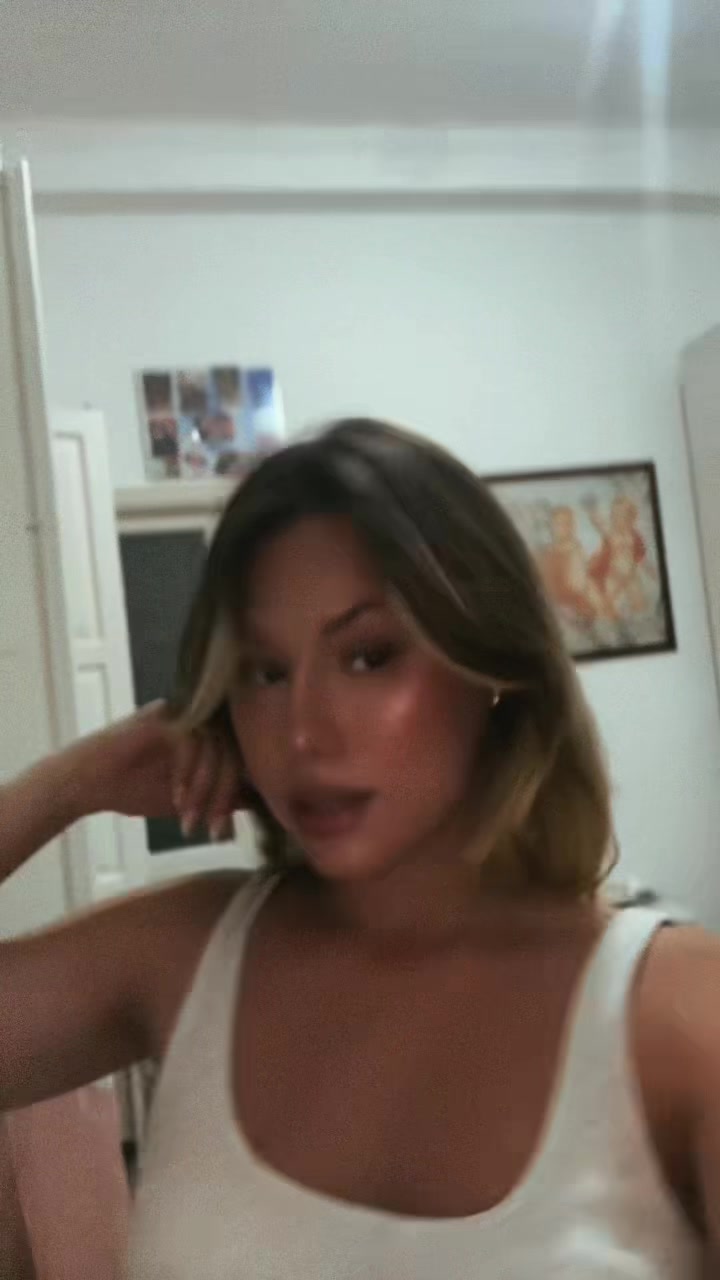@👸🏼