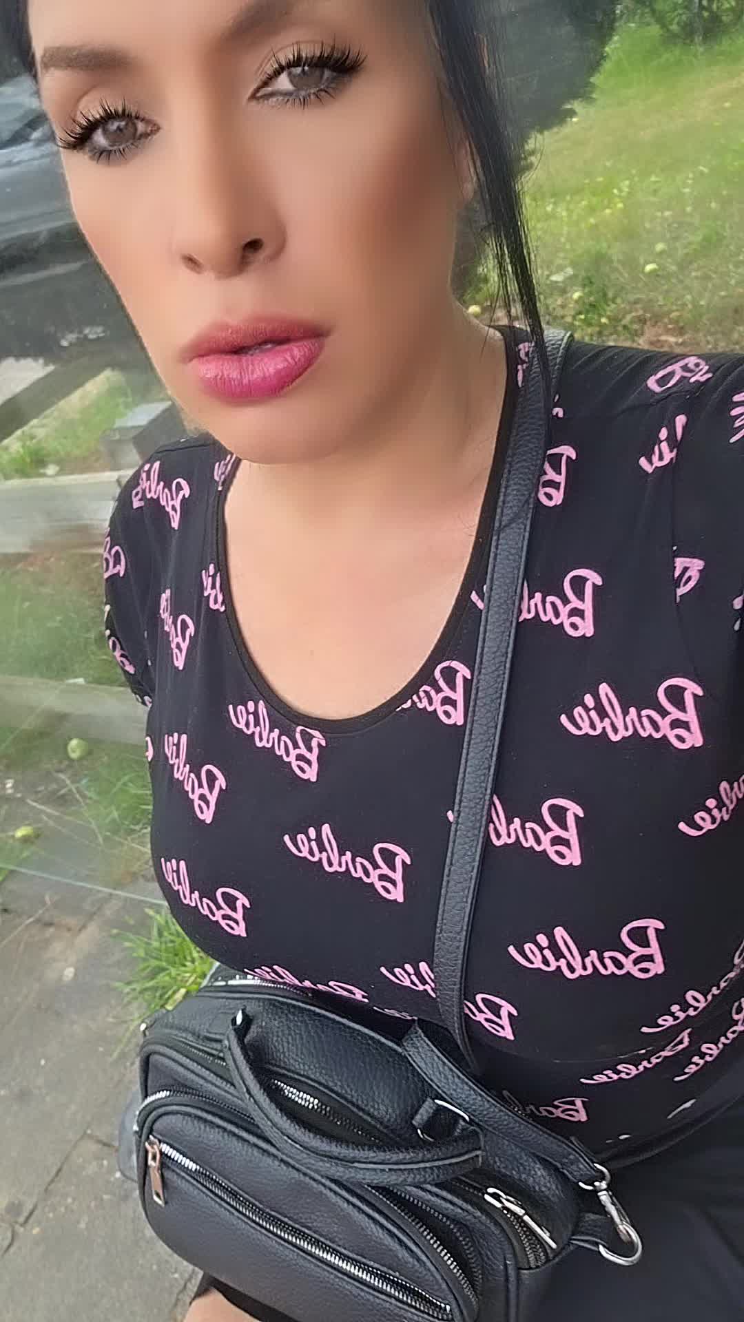 @nicolereyes2222