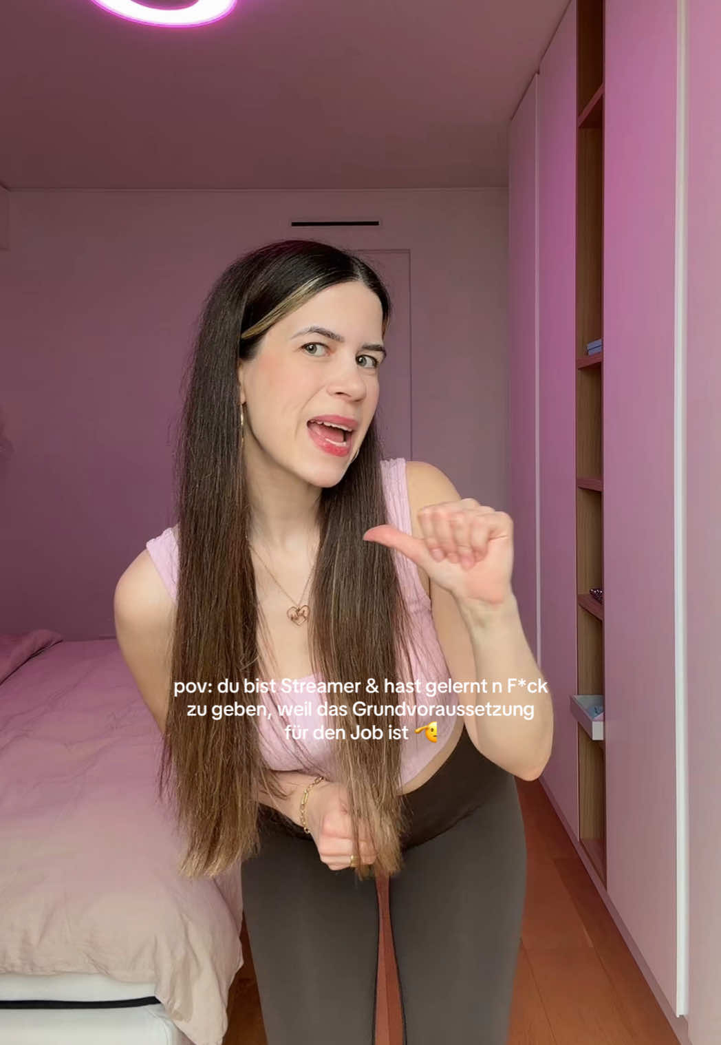 @JULIAONAIR