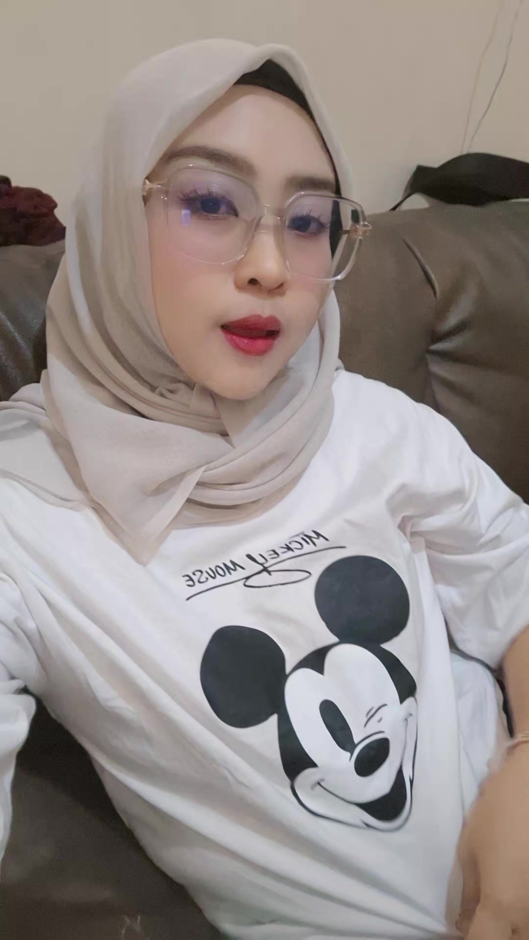 @Sofybintang