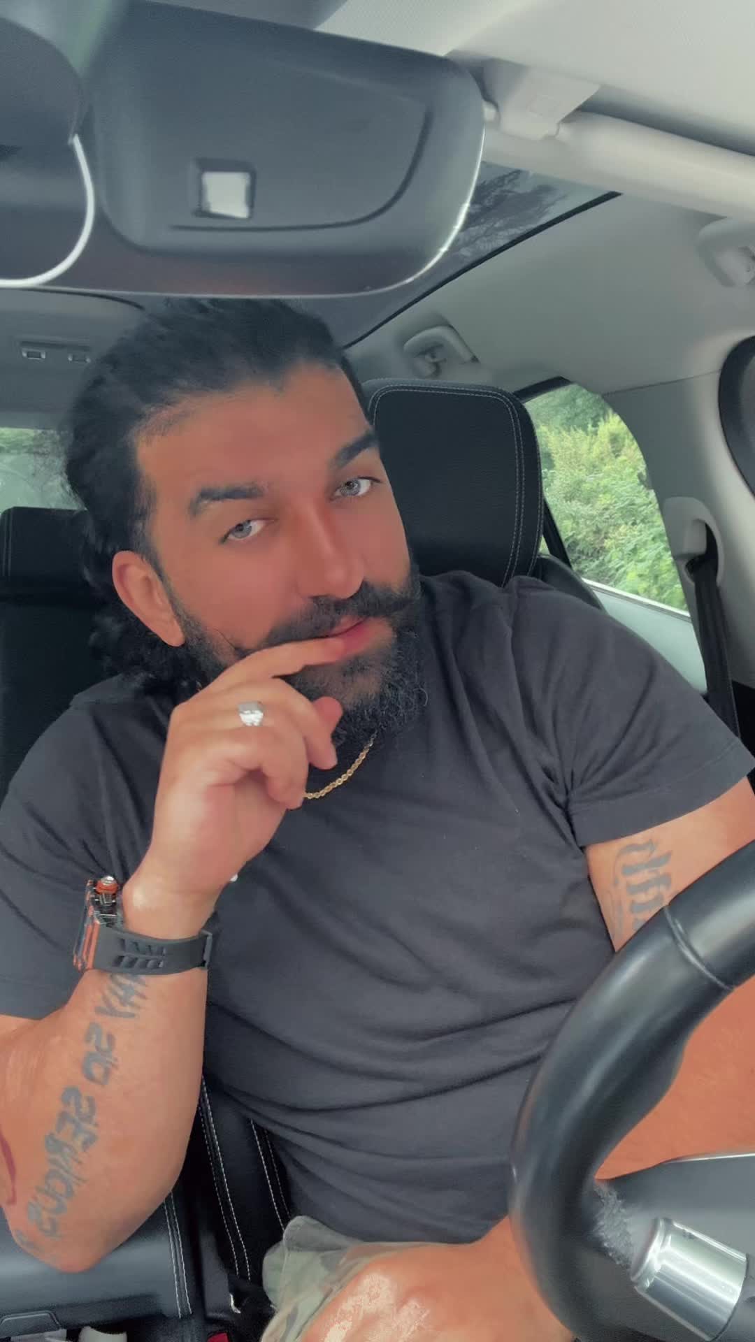 @Gabbar 🕊️🐺