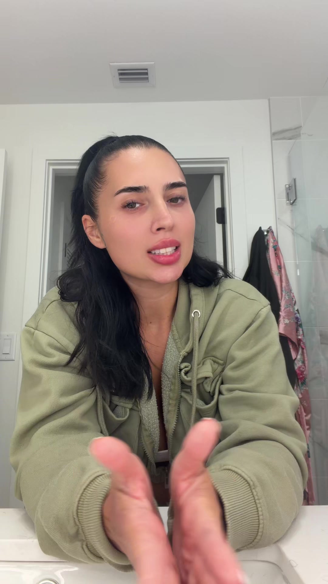 @brookelapolt