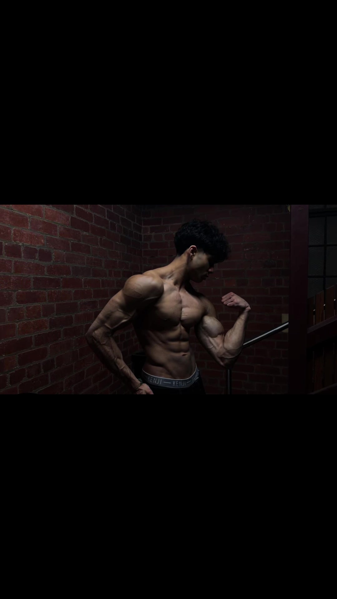 @aaryan