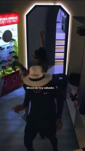 @Couplevideos