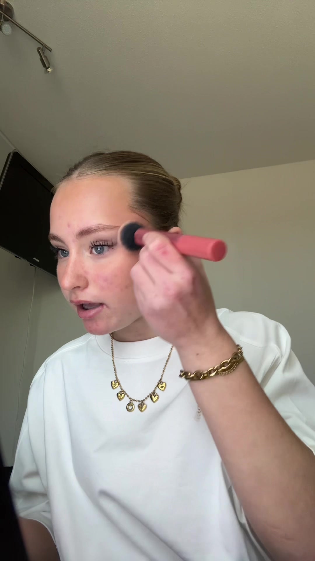 @isislinnemans