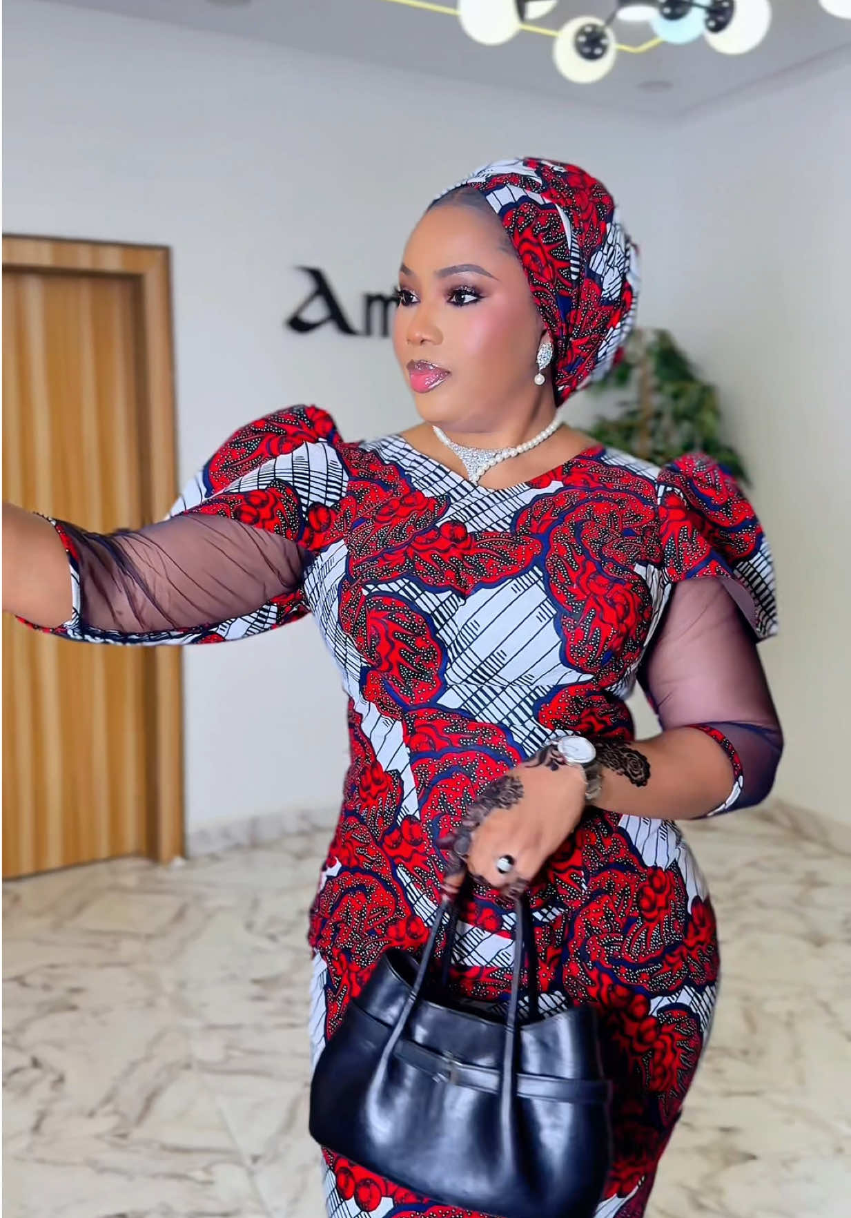 @Makeupby.amnah