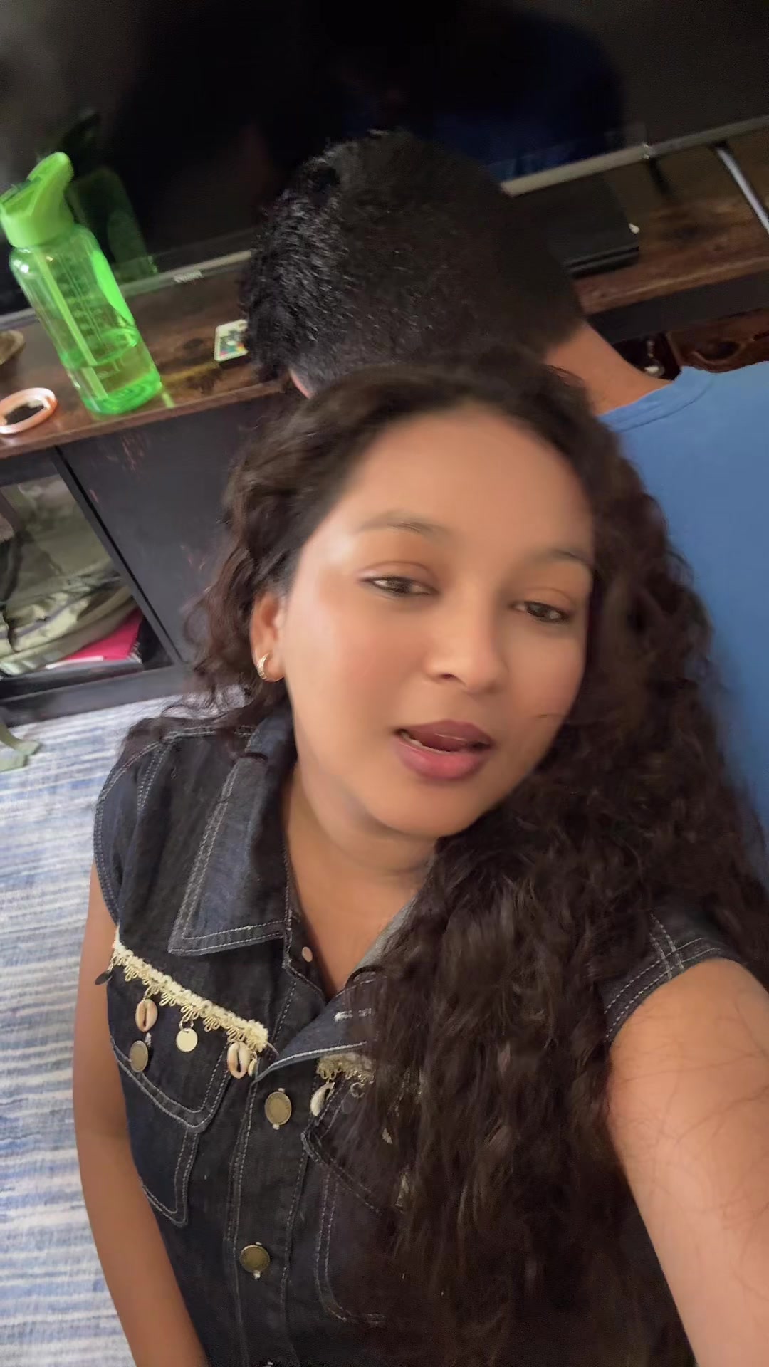 @Shreya🧿
