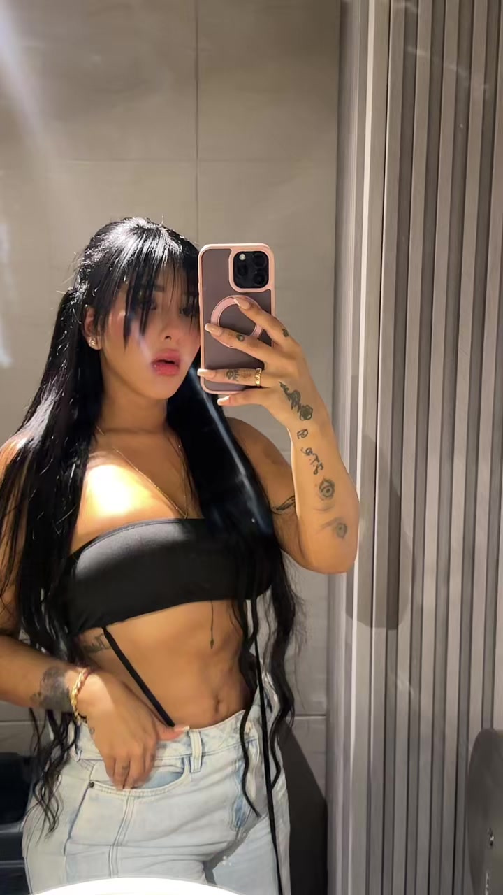 @Karolina Echeverry 👄
