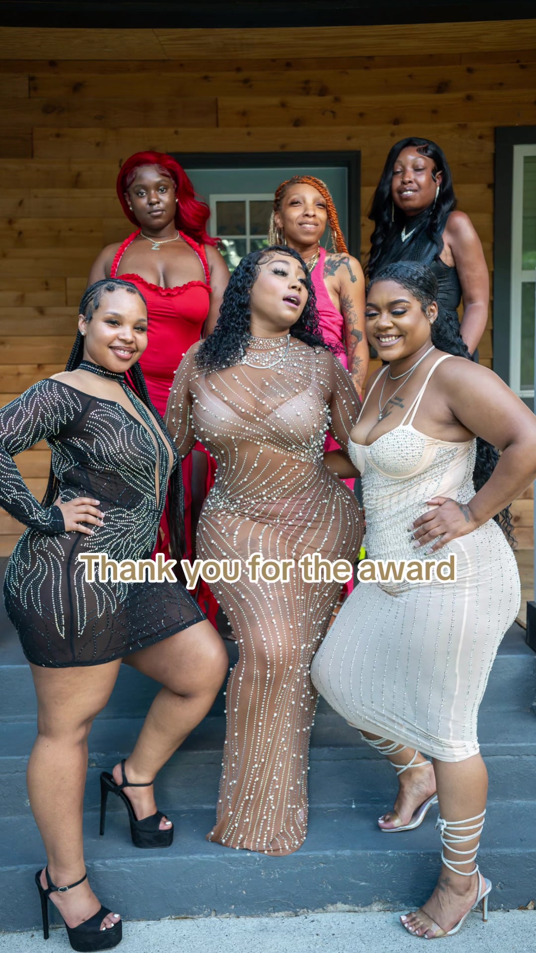 @LaylaRedCakes