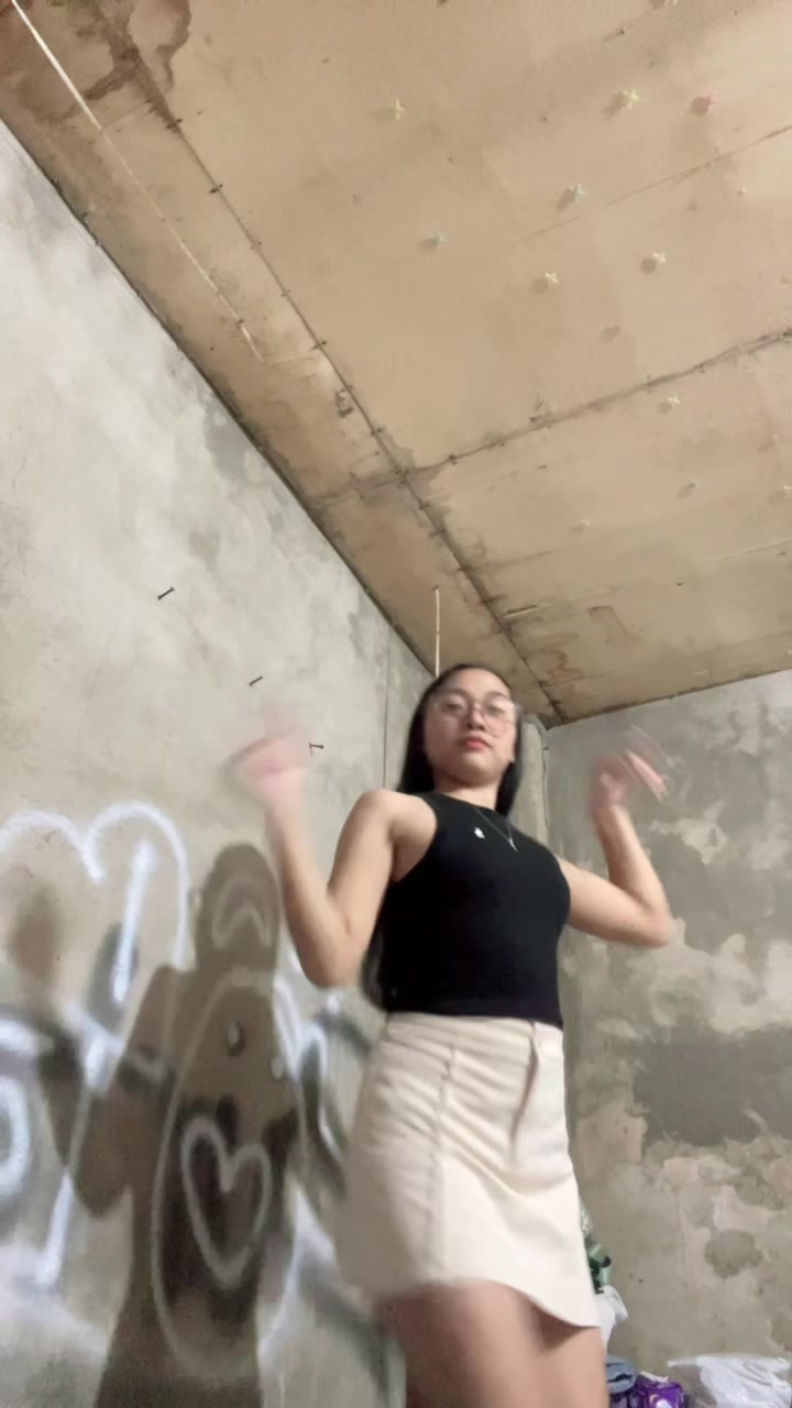 @Urlynn.