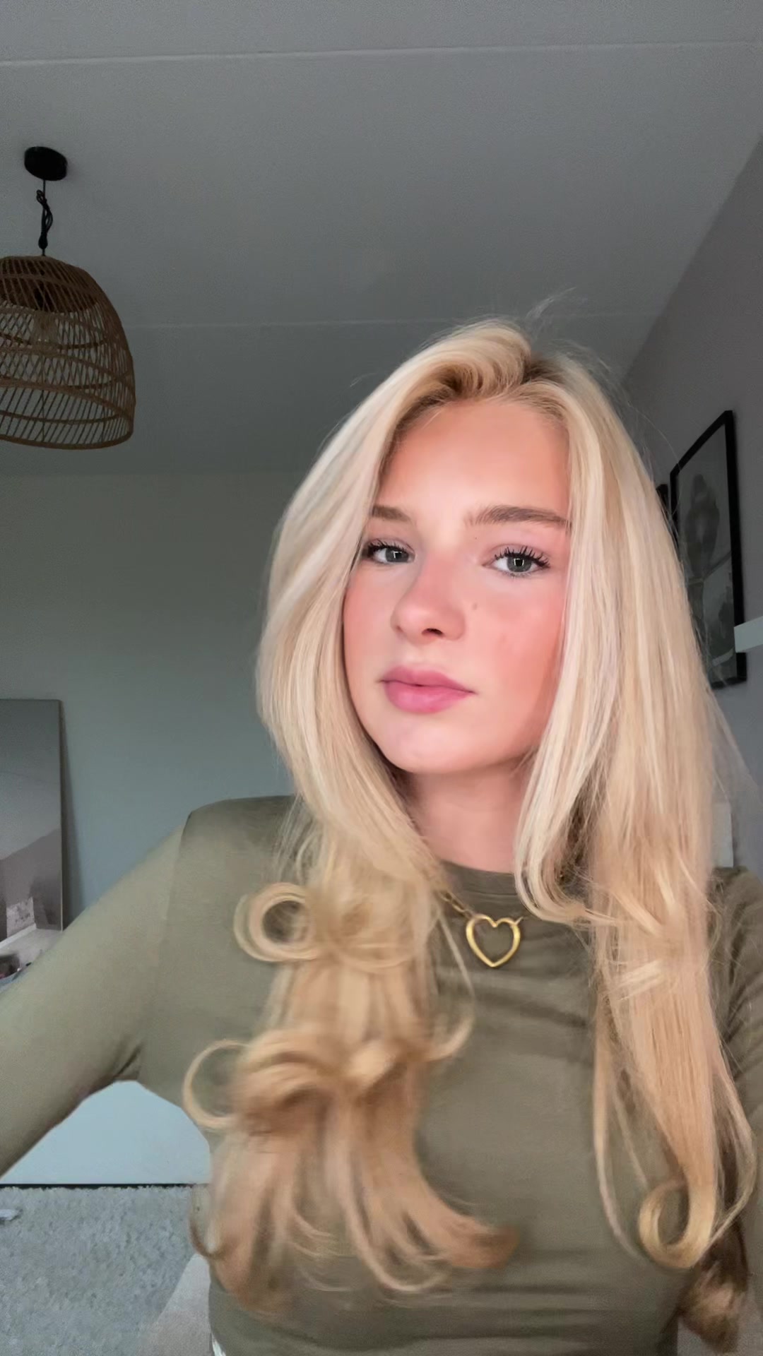 @𝐅𝐄𝐌 𝐃𝐄 𝐆𝐑𝐎𝐎𝐓.ྀིྀི