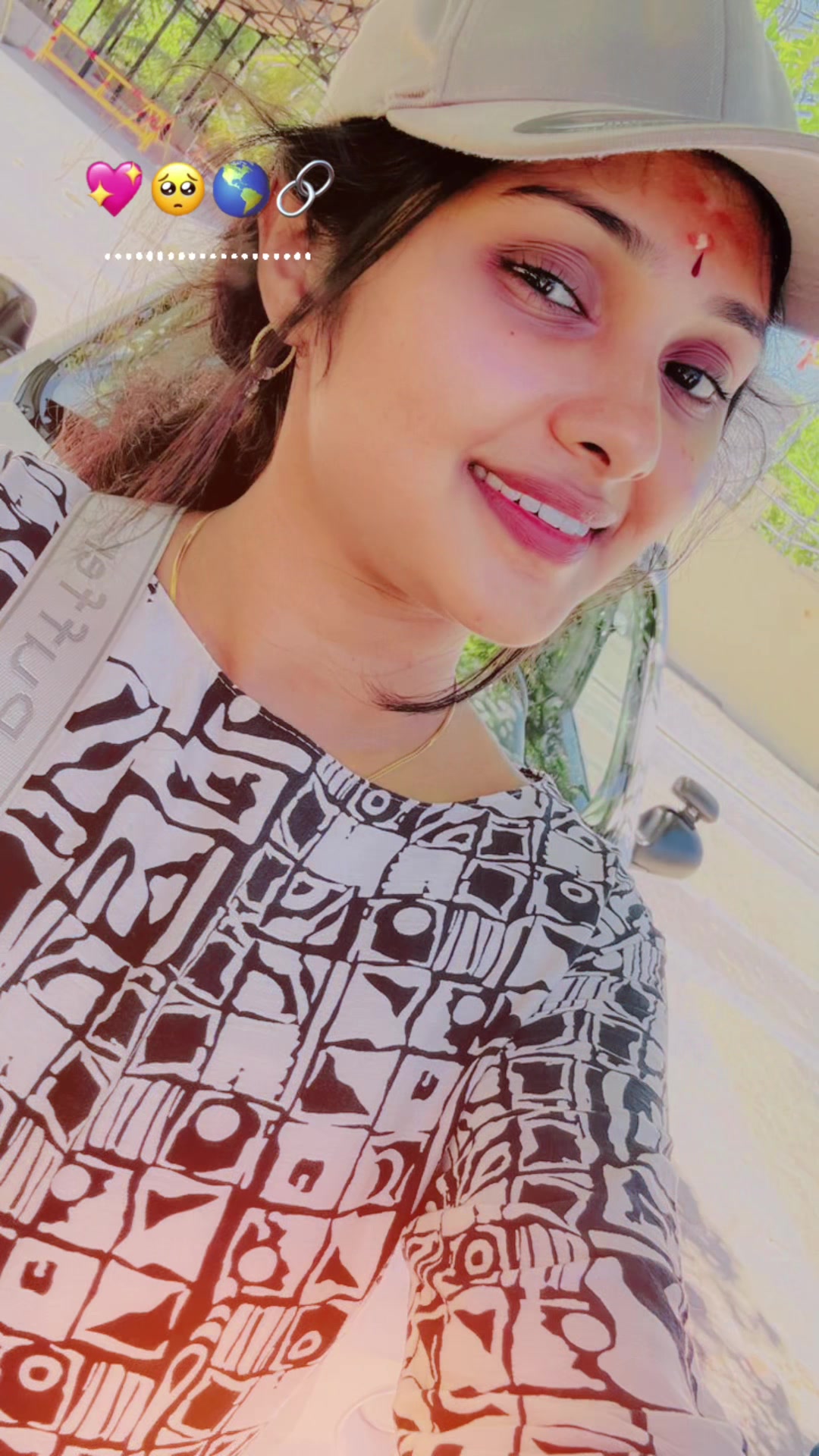@Niroja