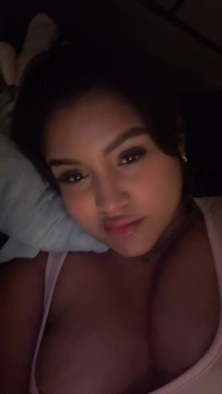 @María 🌙🌈