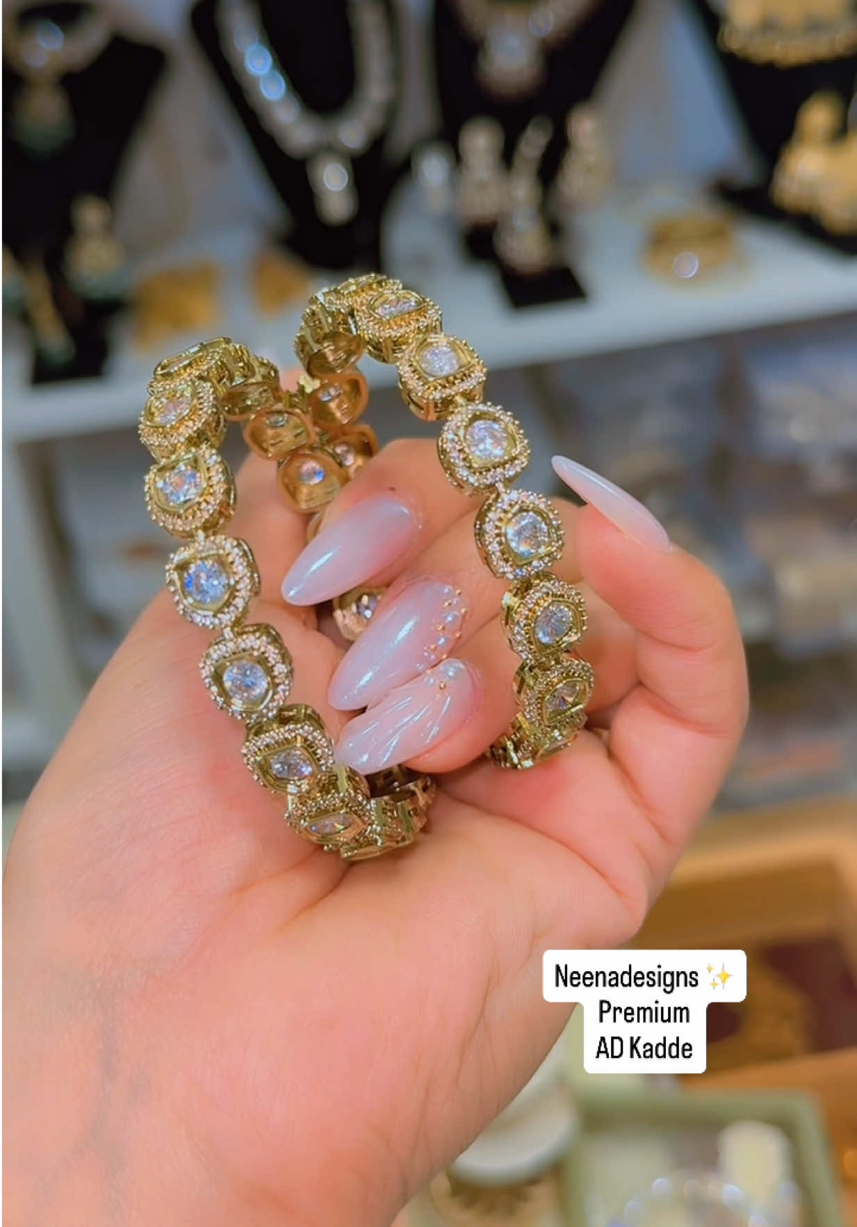 @NEENA DESIGNS