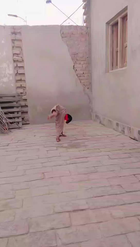 @M ALI JAAN