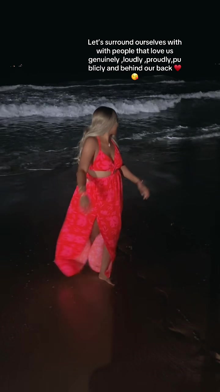 @SayheytoBenis🎀🍭💗🌹🦋