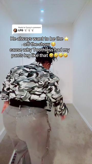 @Just_QueenAshley