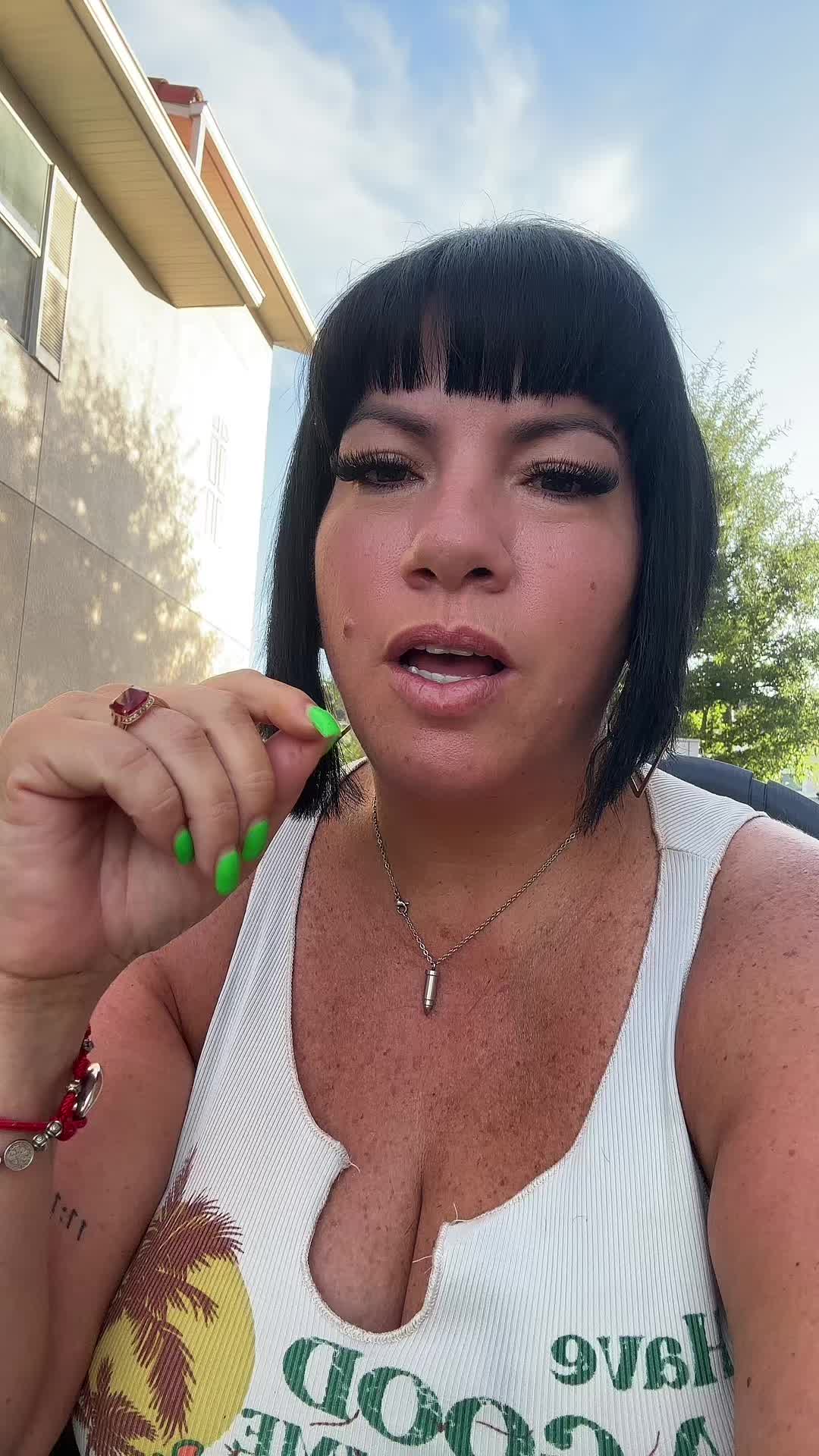 @Estrella ⭐️