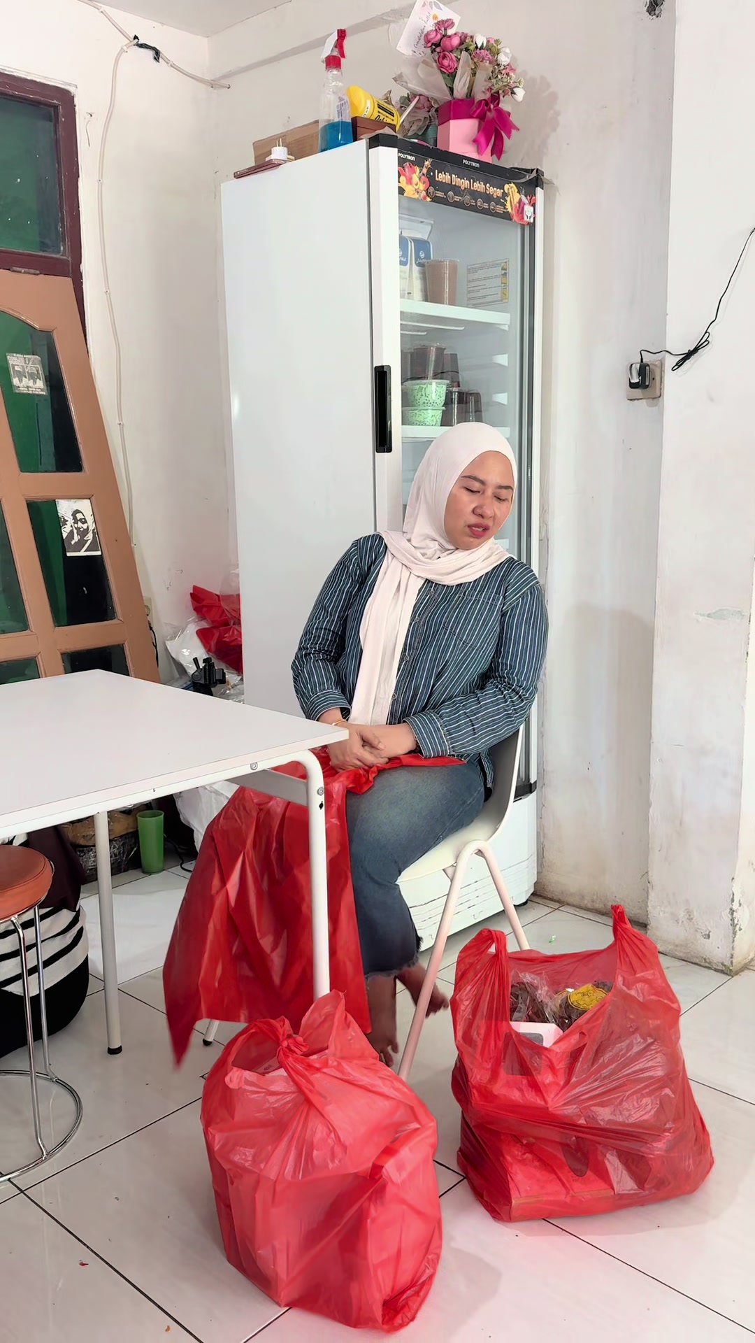 @jajan mbak sari