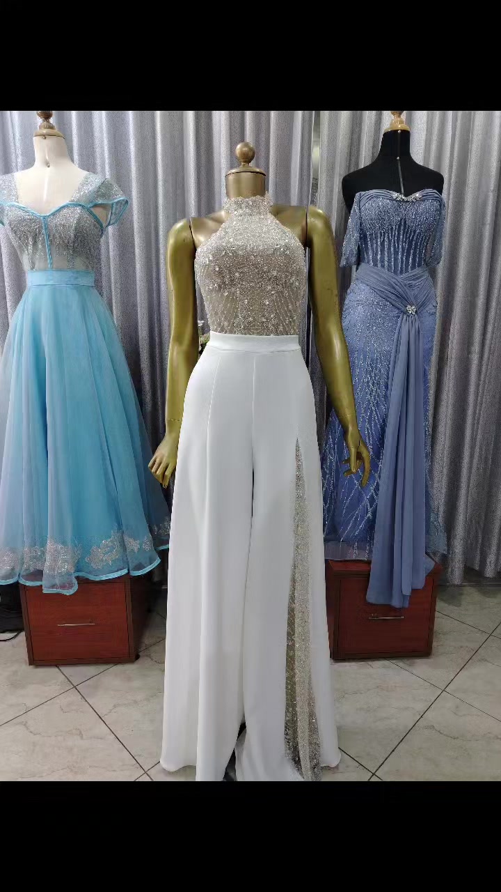 @Maria Celmira, Atelier