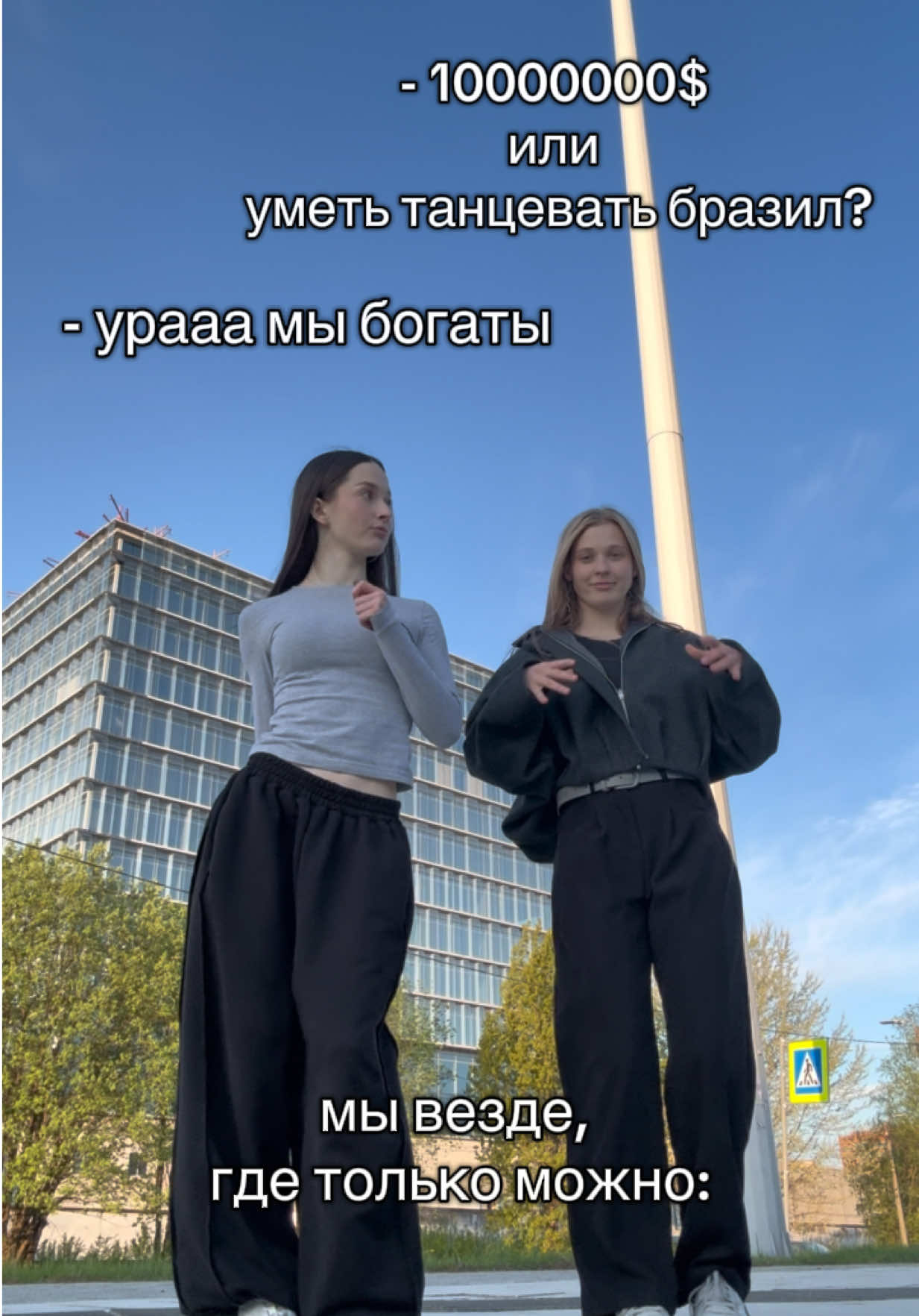 @юля
