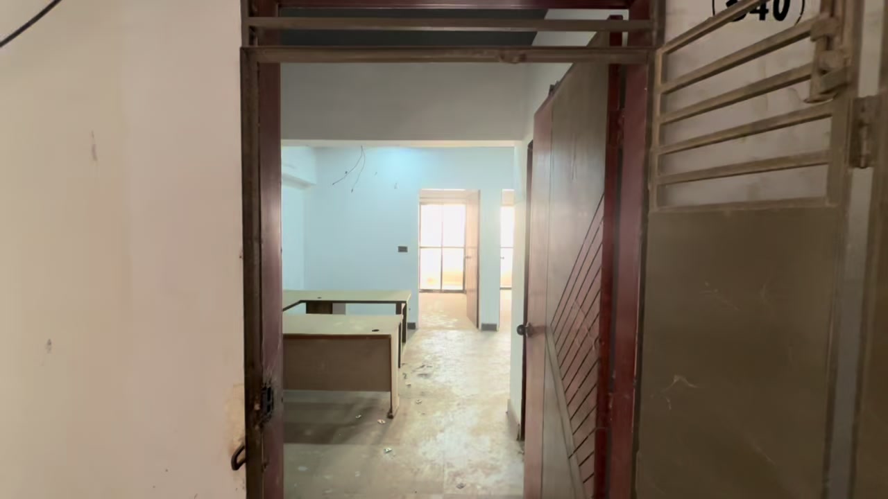 @Real Estate & Construction W..