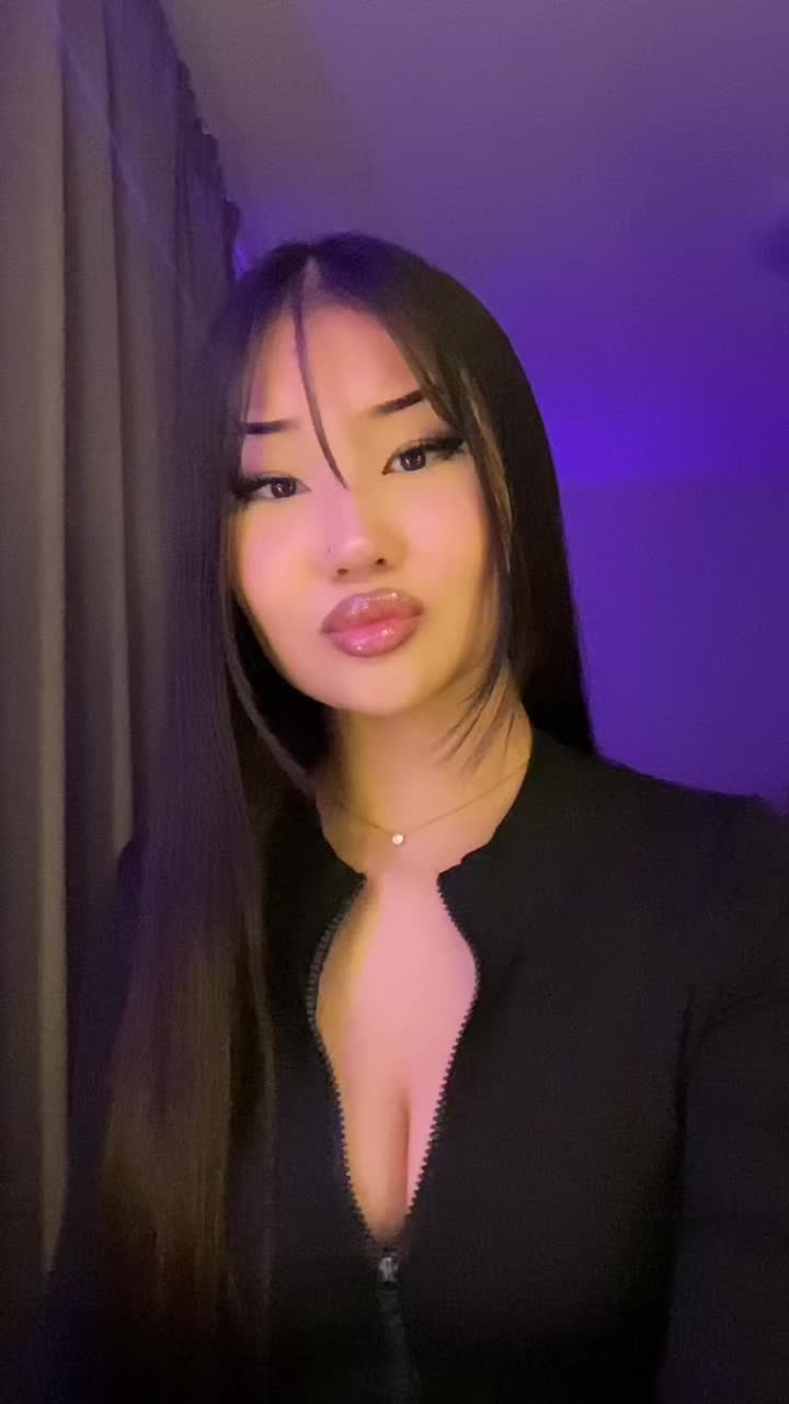 @Карина🇰🇬