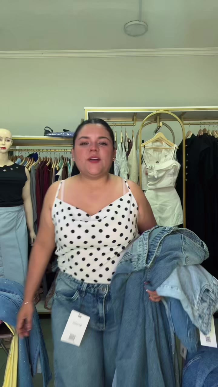 @carlitaplussizestore