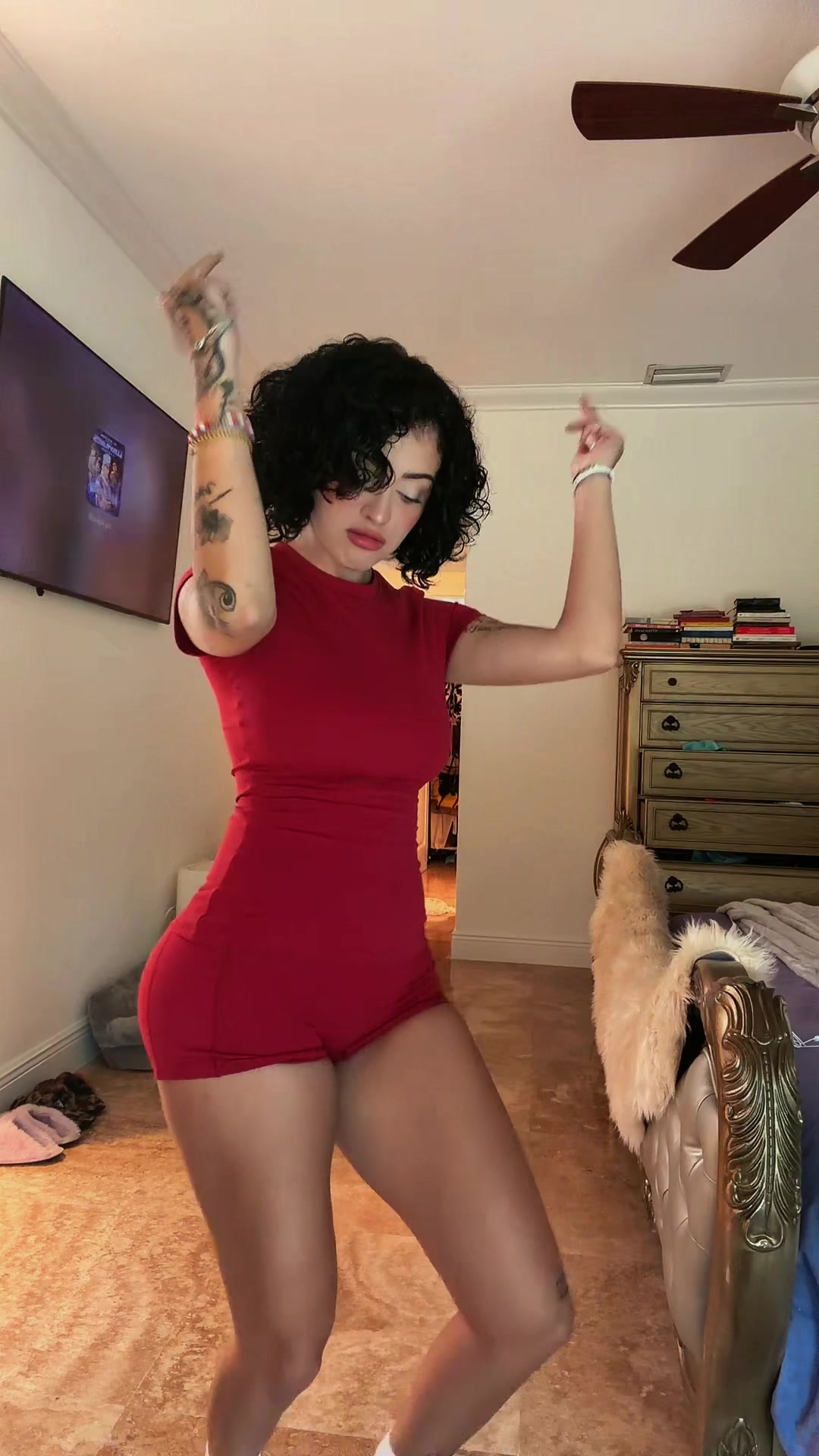 @Malu Trevejo