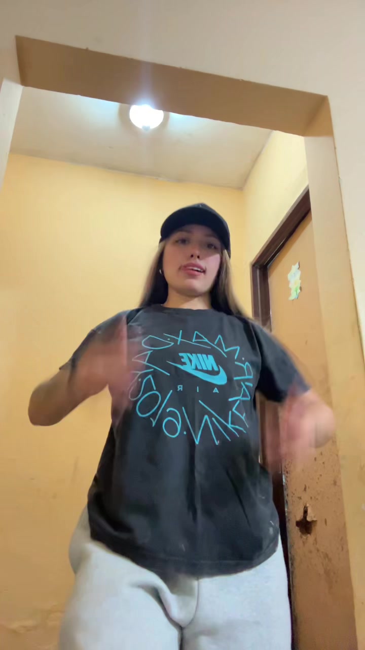 @𝓂𝒾𝓁𝒾⭐️