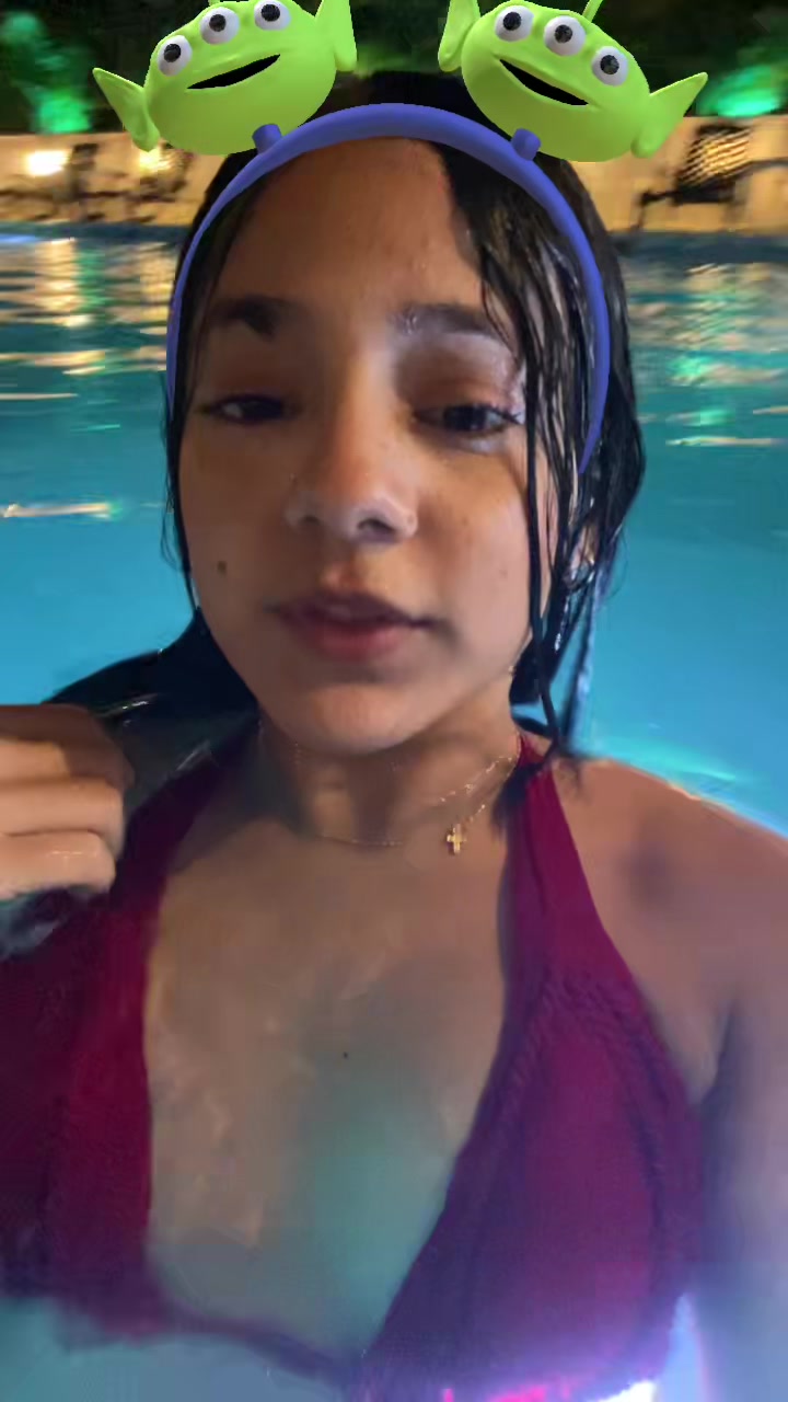 @ليونيلا